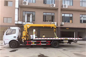 展览路附近汽车轮胎更换